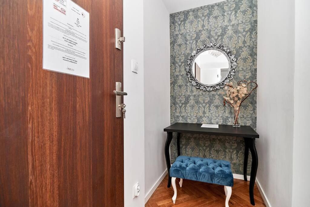 Komfort W Sercu Miasta Wrocław Exteriör bild
