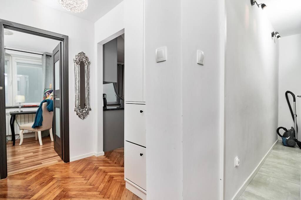 Komfort W Sercu Miasta Wrocław Exteriör bild